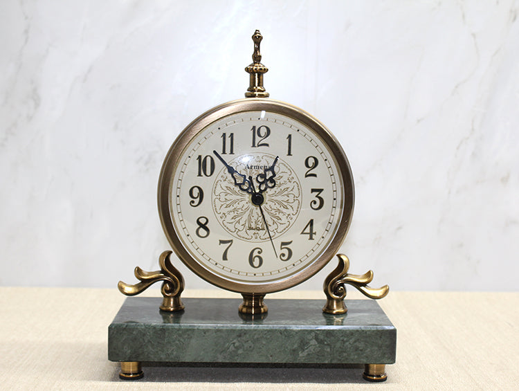 Mermer Tabanlı Masaüstü Saat