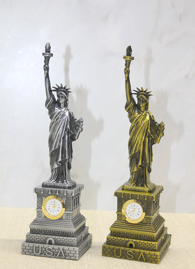 Metal Saatli Özgürlük Anıtı