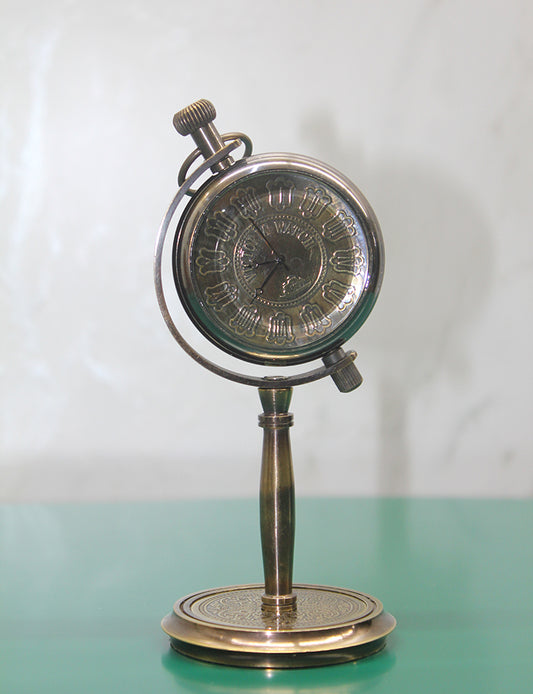 Masa Üstü Pirinç Saat Model 6