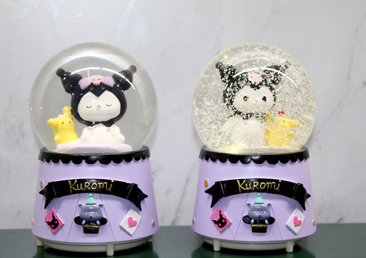 Kuromi Işıklı Müzikli Kar Küresi Orta Boy Model 2