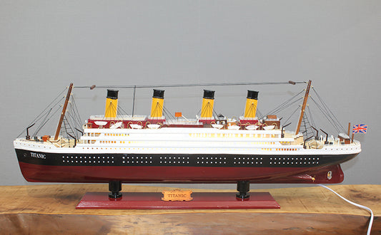Ahşap Titanik Gemisi Ledli